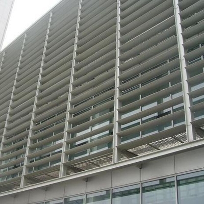 Handmatig open type geavanceerde aanpassing aluminium spoelen blinds voor een verfijnde look