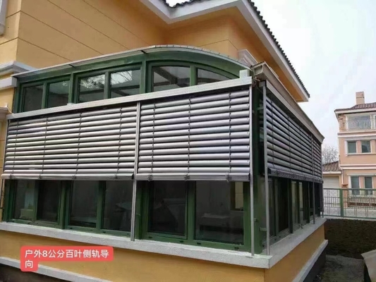 Handmatig open type geavanceerde aanpassing aluminium spoelen blinds voor een verfijnde look